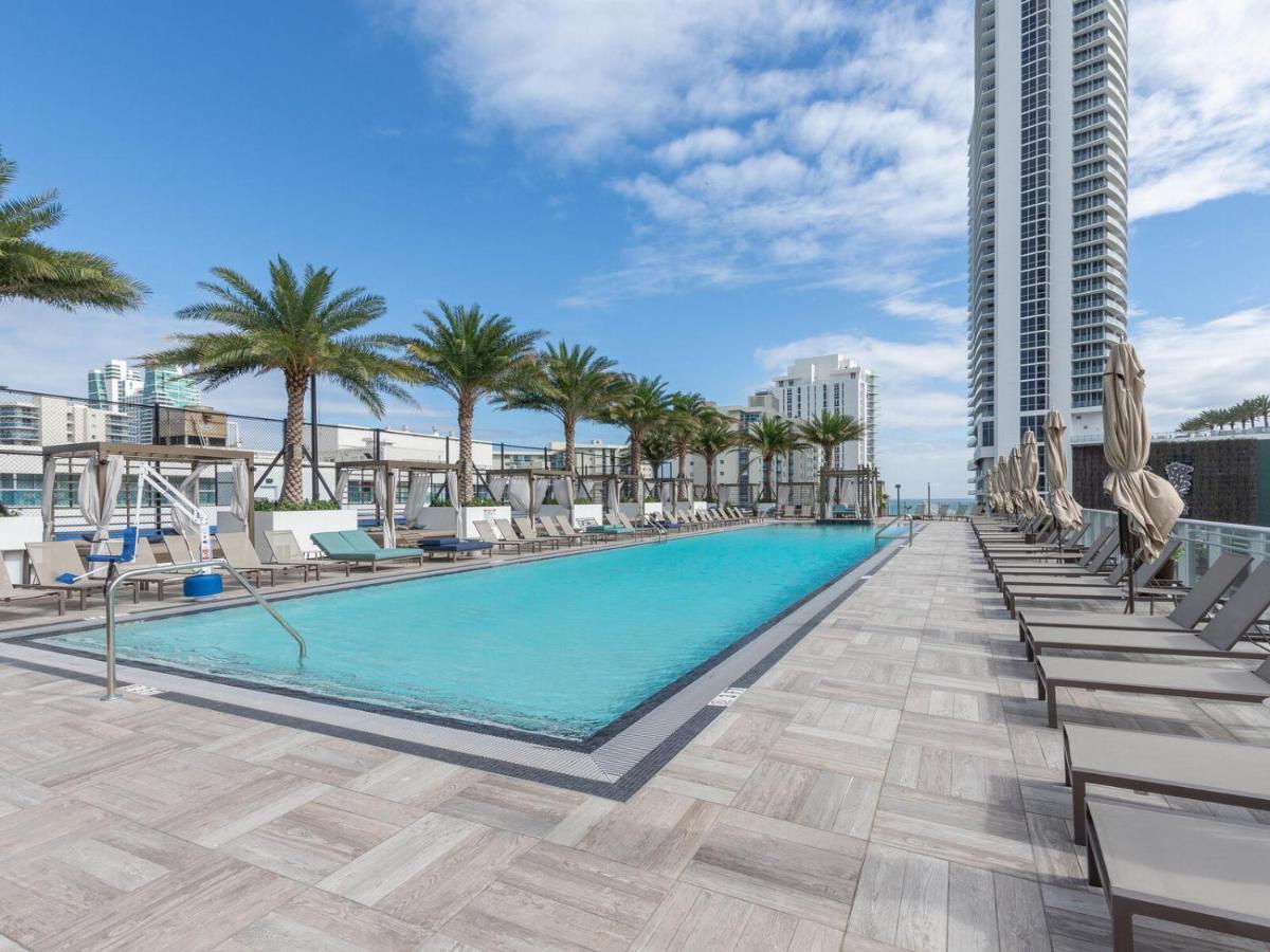Hyde Beach House: Luxury Oceanside Resort with Rooftop Amenities Hollywood Exterior photo