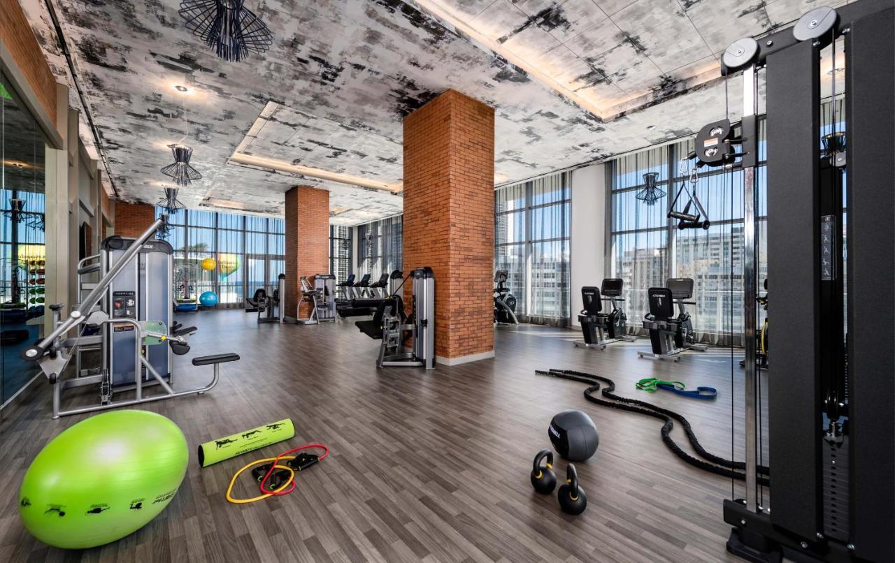 Hyde Beach House: Luxury Oceanside Resort with Rooftop Amenities Hollywood Exterior photo